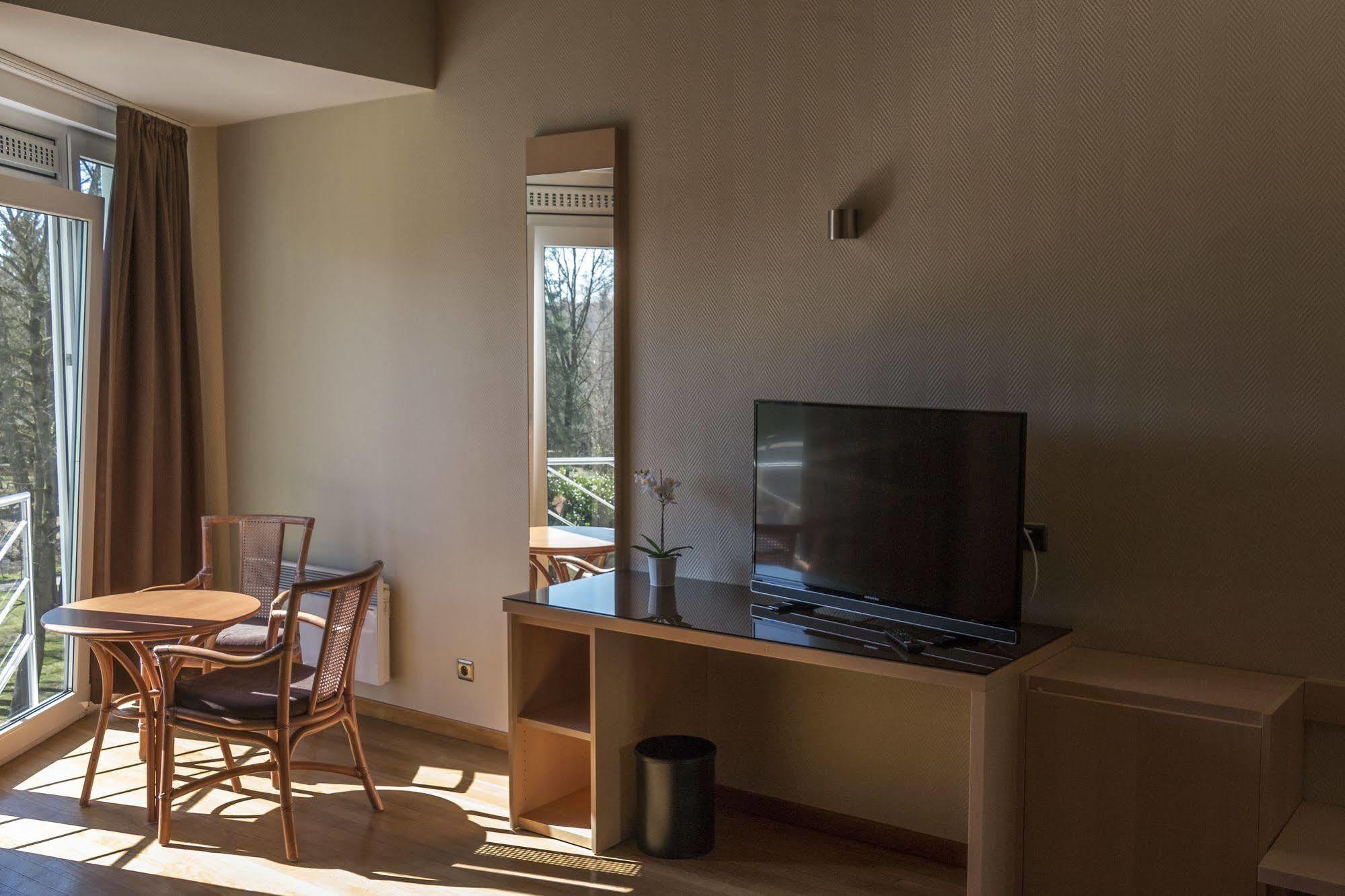 Park Hotel Kelmis מראה חיצוני תמונה