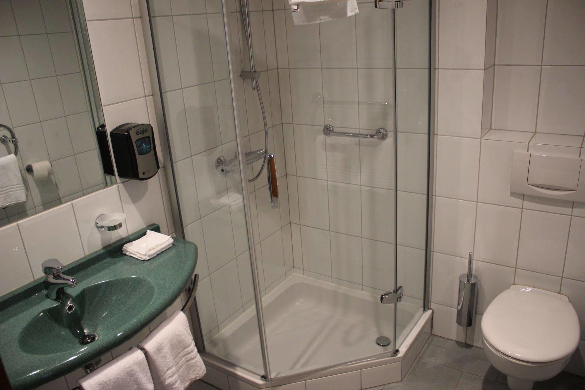 Park Hotel Kelmis מראה חיצוני תמונה