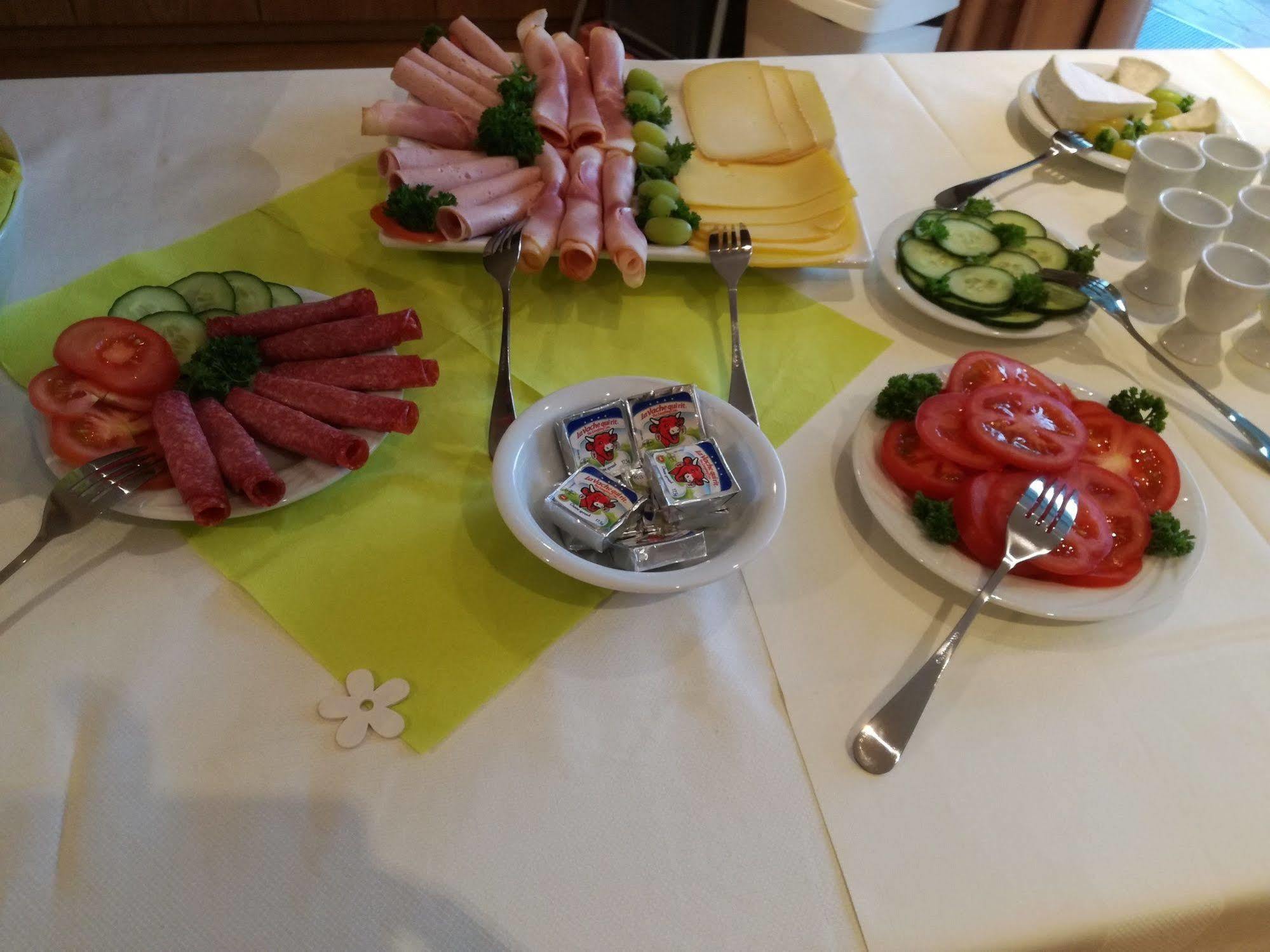 Park Hotel Kelmis מראה חיצוני תמונה